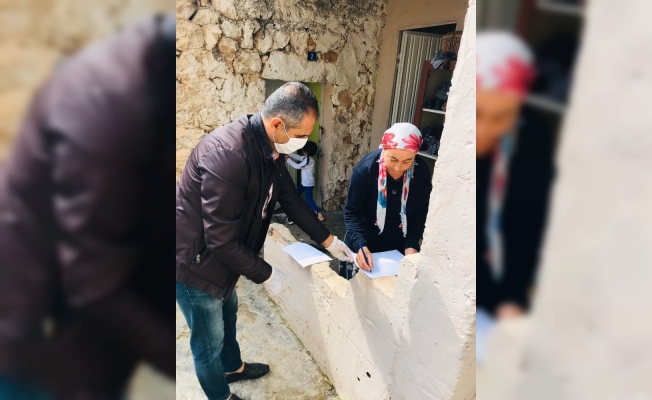 Gercüş’te nakdi yardımlar evlere teslim ediliyor