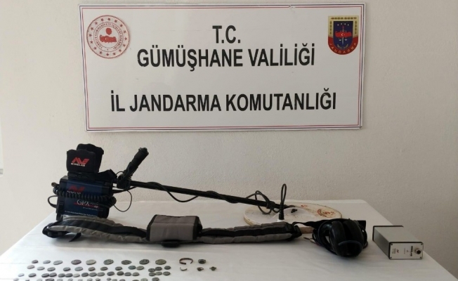 Gümüşhane’de Jandarma ekipleri 70 adet sikke ele geçirdi