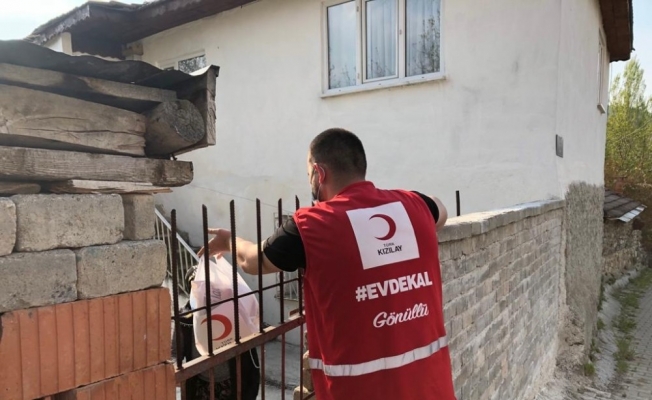 Kızılay’dan evlere Ramazan pidesi