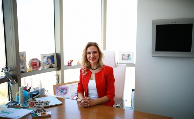 Korona virüste göz problemine dikkat