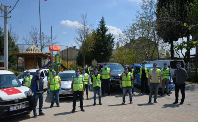 Maske dağıtım timi arı gibi çalışıyor