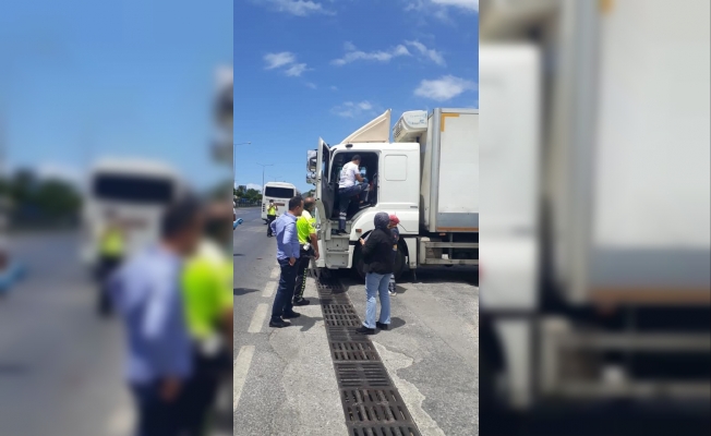Alanya'da kamyon şoförü kalp krizi geçirdi!