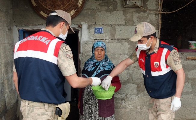 Asker ve polisten bayram mesaisi