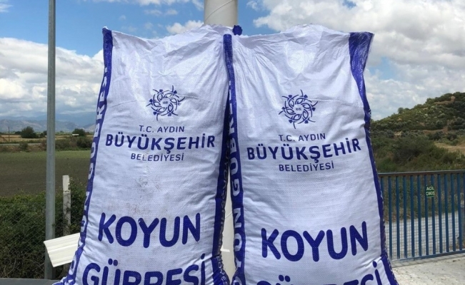 Aydın Büyükşehir doğal gübre üretimi için gübre alımına başladı