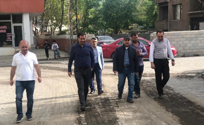 Başkan Geylani, yol yapım çalışmalarını inceledi