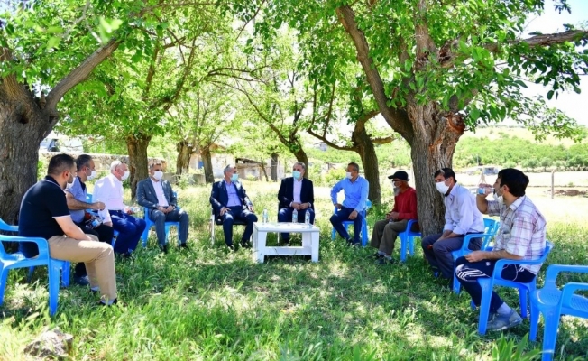 Çakır ve Çınar’dan kırsal mahallelere ziyaret