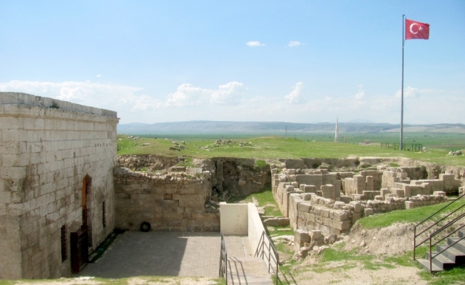 Haçlıların ve Ermenilerin paylaşamadığı tarihi kale gün yüzüne çıkmayı bekliyor