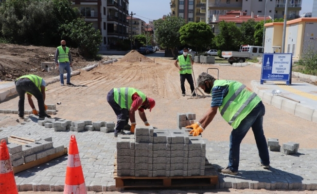 İzmir’de üç ayda 40 futbol sahası büyüklüğünde alan parke kaplandı