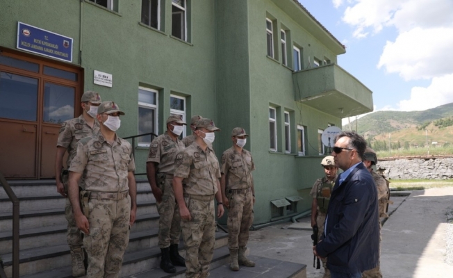 Vali Çağatay’dan jandarma karakoluna ziyaret