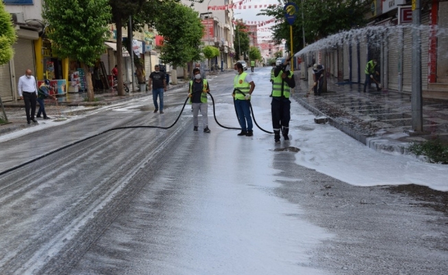 Viranşehir Belediyesi’nden bayram temizliği