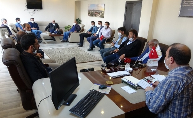 Ardahan’da STK temsilcilerinden "meraların korunması" kararına destek