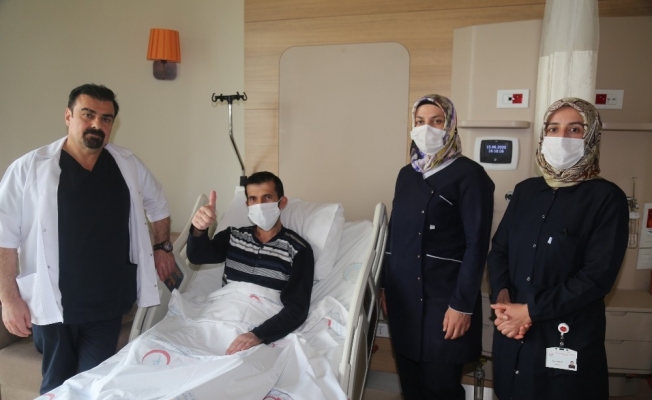 Kilo aldığını sandı, karnından futbol topu büyüklüğünde ur çıktı