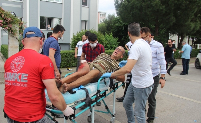 Kocaeli’de bir şahıs emekli polis ile çatıştı: 2 yaralı