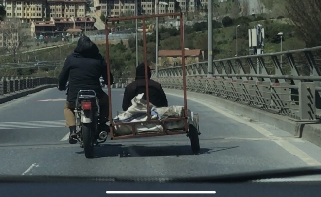 (Özel) İstanbul trafiğinde “pes” dedirten tehlikeli yolculuk kamerada