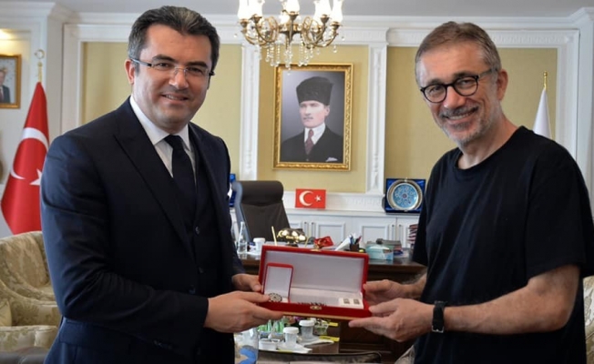 Ünlü yönetmen Nuri Bilge Ceylan, Erzurum Valisi Okay Memiş’i ziyaret etti
