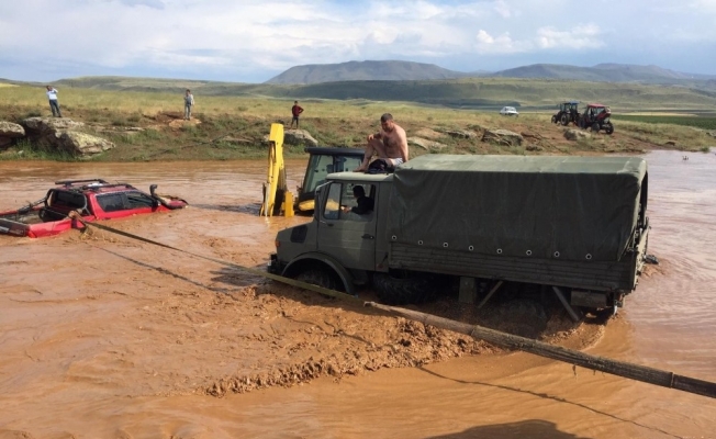 Ahlat Kaymakamlığından sel açıklaması