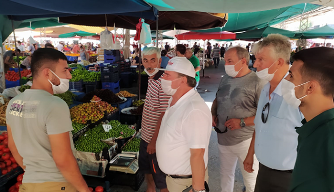 Alanya CHP'den pazar turu 