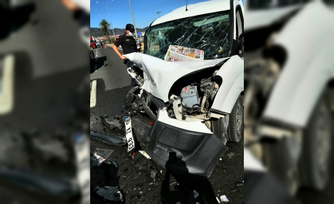 Edremit’te trafik kazası: 5 yaralı