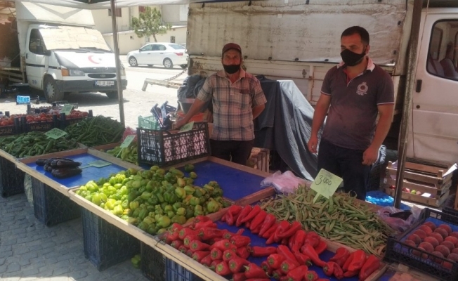 İhsaniye Belediyesi tanzim pazarı kurdu