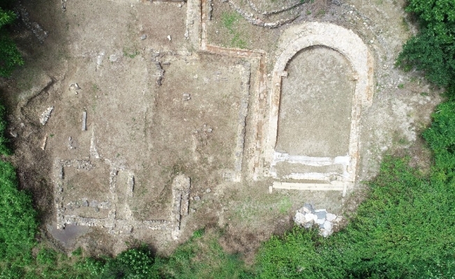 Kültür Bakanlığı heyeti Kadıoğlu’nda Roma dönemine ait mozaikleri inceledi