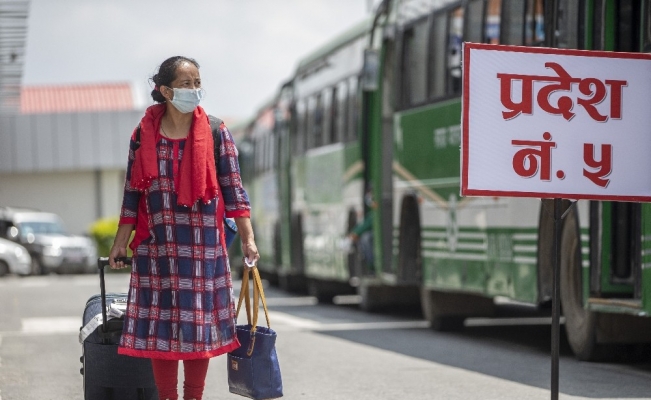 Nepal’de halka açık yerlerde maske takma zorunluluğu getirildi
