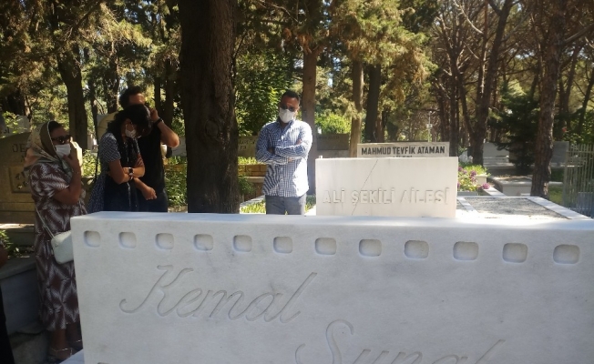 Usta sanatçı Kemal Sunal vefatının 20’inci yılında mezarı başında anıldı