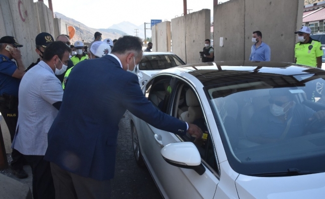 Vali Çağatay sürücülerin bayramını kutladı