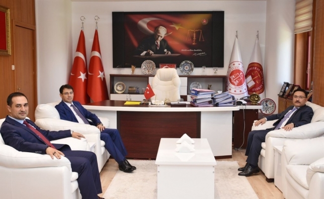 Vali Çiçek’ten Başsavcı Çelenk’e ziyaret