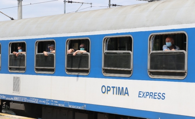 Villahch-Edirne treni Kapıkule’de