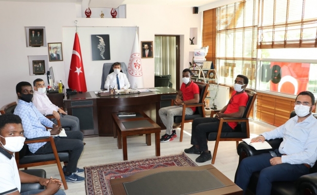 Afrikalı öğrencilerden ziyaret