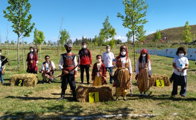 Ahlatlı okçulardan büyük başarı