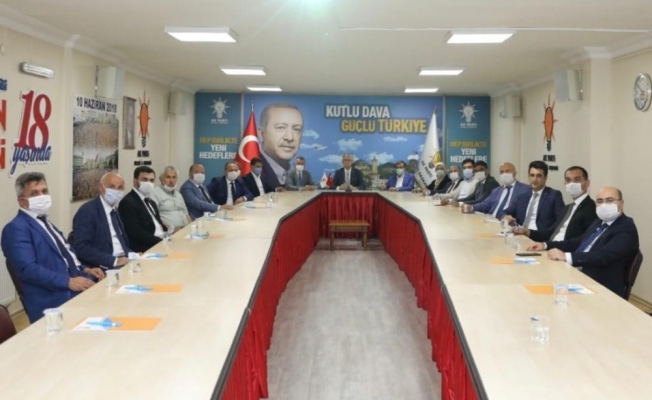 AK Parti Kocaeli, video konferansla bayramlaştı