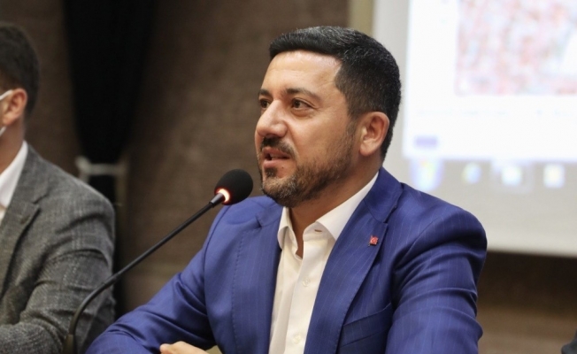 Arı: &quot;Bu şehir için tüm gücümüzle çalışmaya devam ediyoruz&quot;