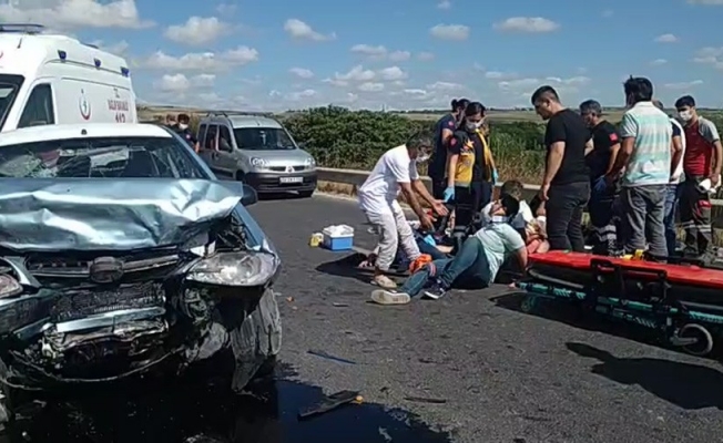Arnavutköy’de feci kaza: 4’ü çocuk 7 kişi yaralandı