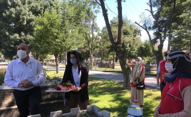 Başkan Büyükkılıç, Yüksek İrtifa Kamp Merkezi’nde yapımı tamamlanan 2 sahada incelemelerde bulundu.