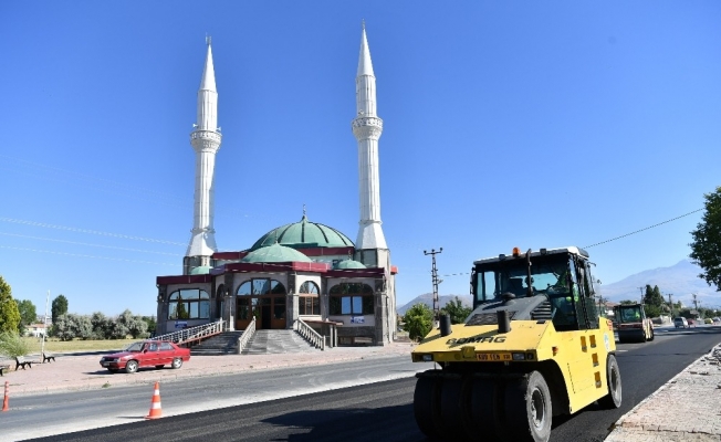 Başkan Büyükkılıç’tan Argıncık’ta asfalt incelemesi