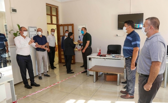 Başkan Kavuş, belediye personeliyle bayramlaştı