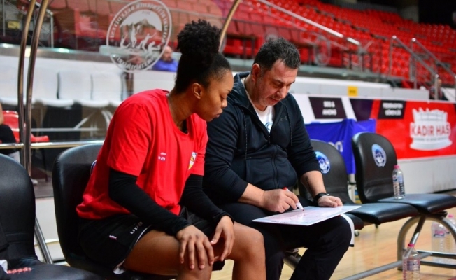 Bellona Kayseri Basketbol sezonu açıyor