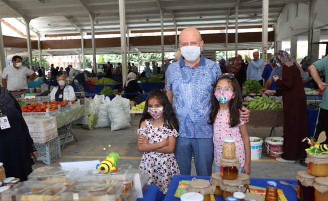 Bu pazarda her şey organik