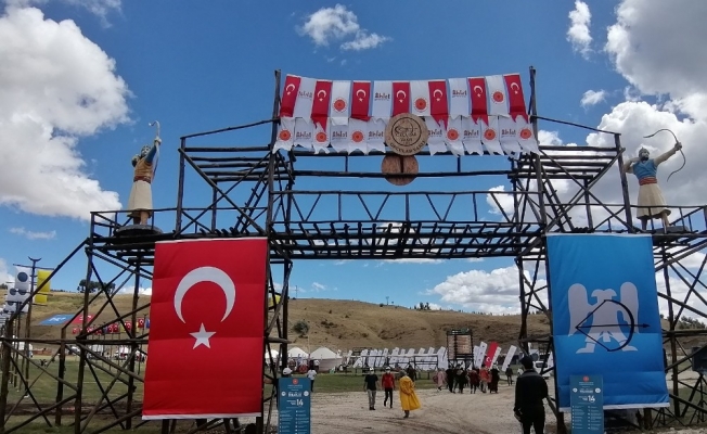 Büyükşehir Belediyesi ’Anadolu’nun Fethi 1071’ festivalinde yerini aldı