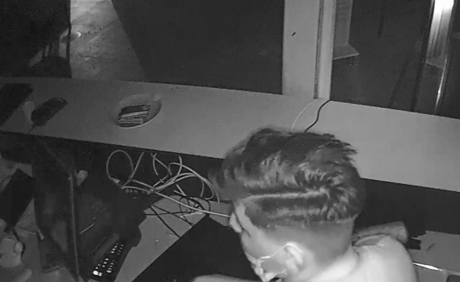 İş yerine giren hırsız 25 bin TL çaldı