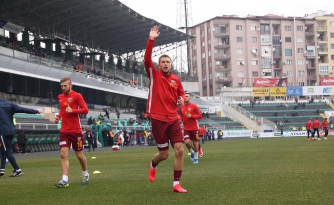 Kayserispor Kravets ile yolunu ayırdı
