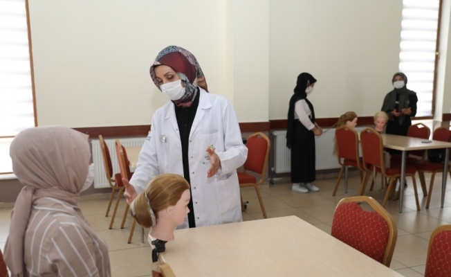 Kocasinanlı kadınlar meslek sahibi oluyor