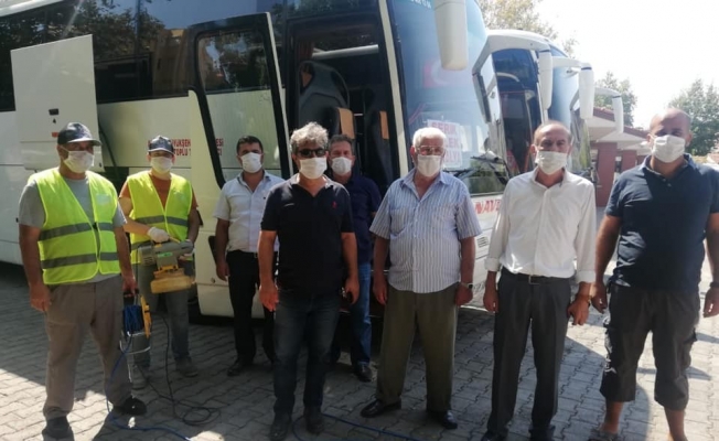 Manavgat’ta taksi ve toplu taşıma araçları dezenfekte ediliyor