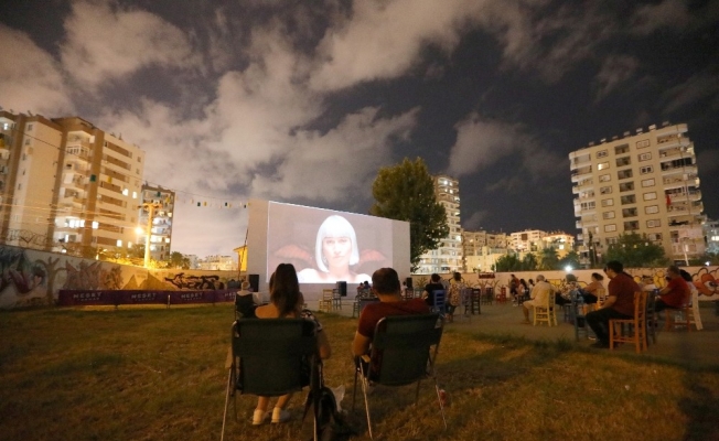 Mezitli’de yazlık sinema günleri başladı