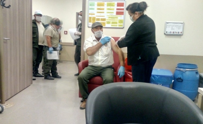 Milli Parklar personeline bulaşabilecek hastalıklarla ilgili bilgilendirme yapıldı