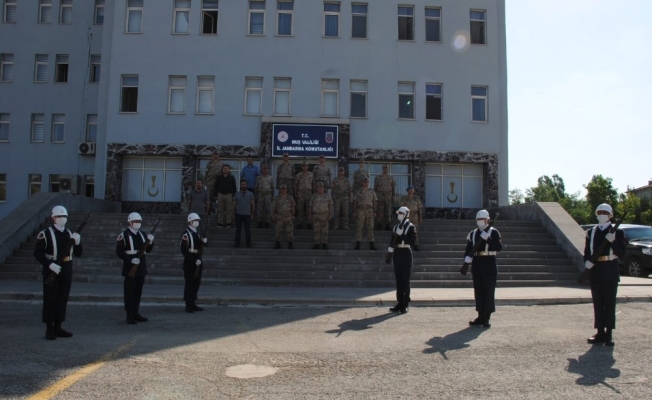 Muş İl Jandarma Komutanlığında devir teslim töreni