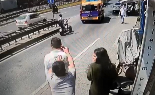 (Özel) Taksim’de kapkaç dehşeti kamerada