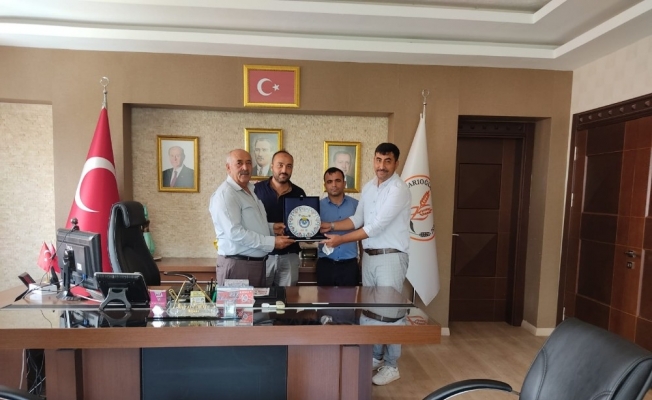 Sarıoğlan Beledyesi’nde zam sevindi