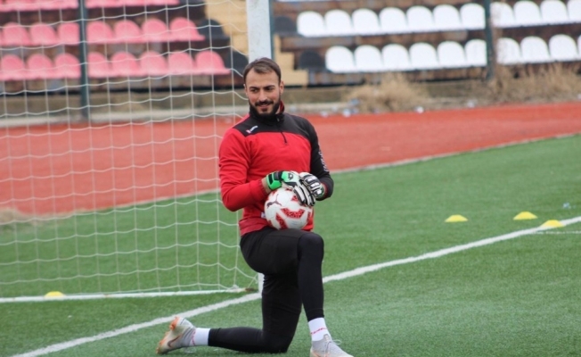 Talasgücü Belediyespor’dan kaleye takviye